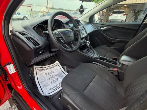 Used 2015 Ford Focus SE image 24