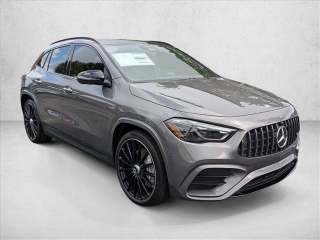 New 2026 Mercedes-Benz GLA 35 AMG 4MATIC image 6