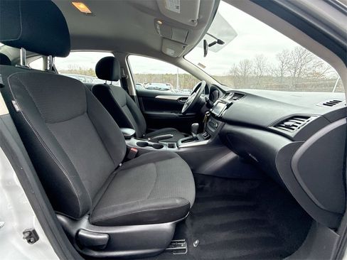 Used 2019 Nissan Sentra S image 24