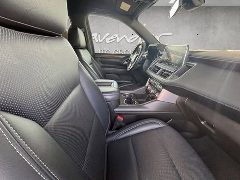 Used 2021 GMC Yukon XL SLE RWD image 30