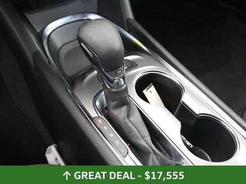 Used 2024 Chevrolet Malibu LT image 25