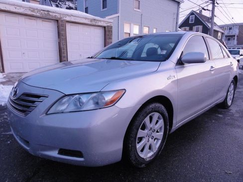 Used 2009 Toyota Camry Hybrid image 1