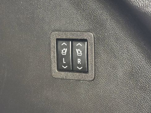 Used 2023 Buick Enclave Avenir w/ Trailering Package, 5000 lbs. image 18