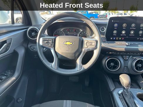 Used 2024 Chevrolet Blazer LT w/ Convenience Package FWD image 18