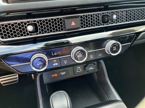 Certified 2023 Honda Civic Sport image 33