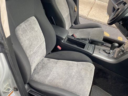 Used 2006 Subaru Outback 2.5i Special Edition image 12