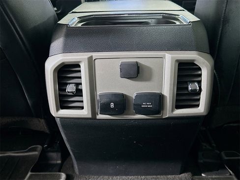 Used 2019 Ford F250 Lariat w/ Lariat Value Package image 29