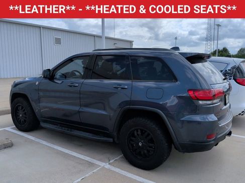 Used 2021 Jeep Grand Cherokee Trailhawk w/ Trailhawk Luxury Group AWD/4WD image 5