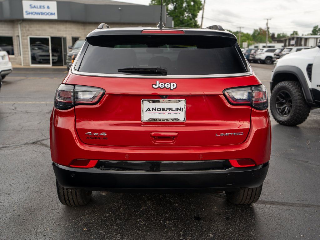 Used 2024 Jeep Compass Limited w/ Elite Group AWD/4WD image 8