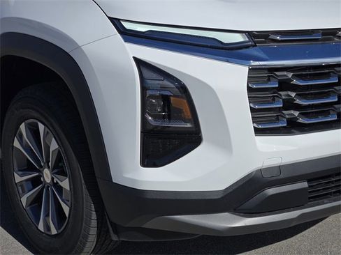 New 2026 Chevrolet Equinox LT image 9