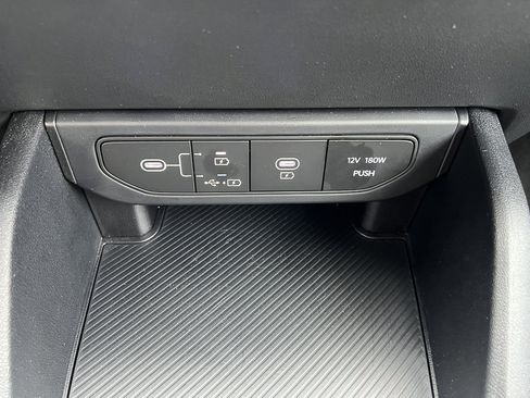 Used 2025 Kia K4 FWD image 22