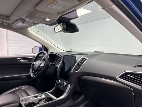 Used 2022 Ford Edge SEL w/ Convenience Package image 12
