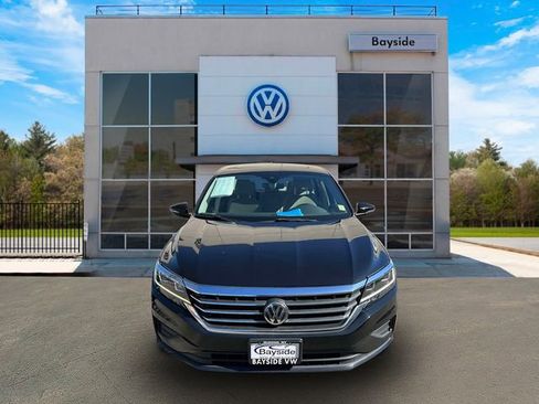 Used 2020 Volkswagen Passat 2.0T SE w/ Sunroof Package image 2
