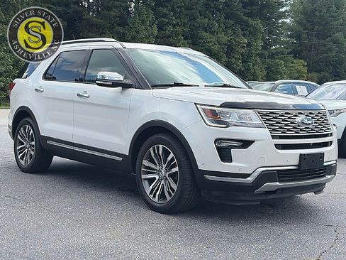 Used 2018 Ford Explorer Platinum AWD/4WD image 8