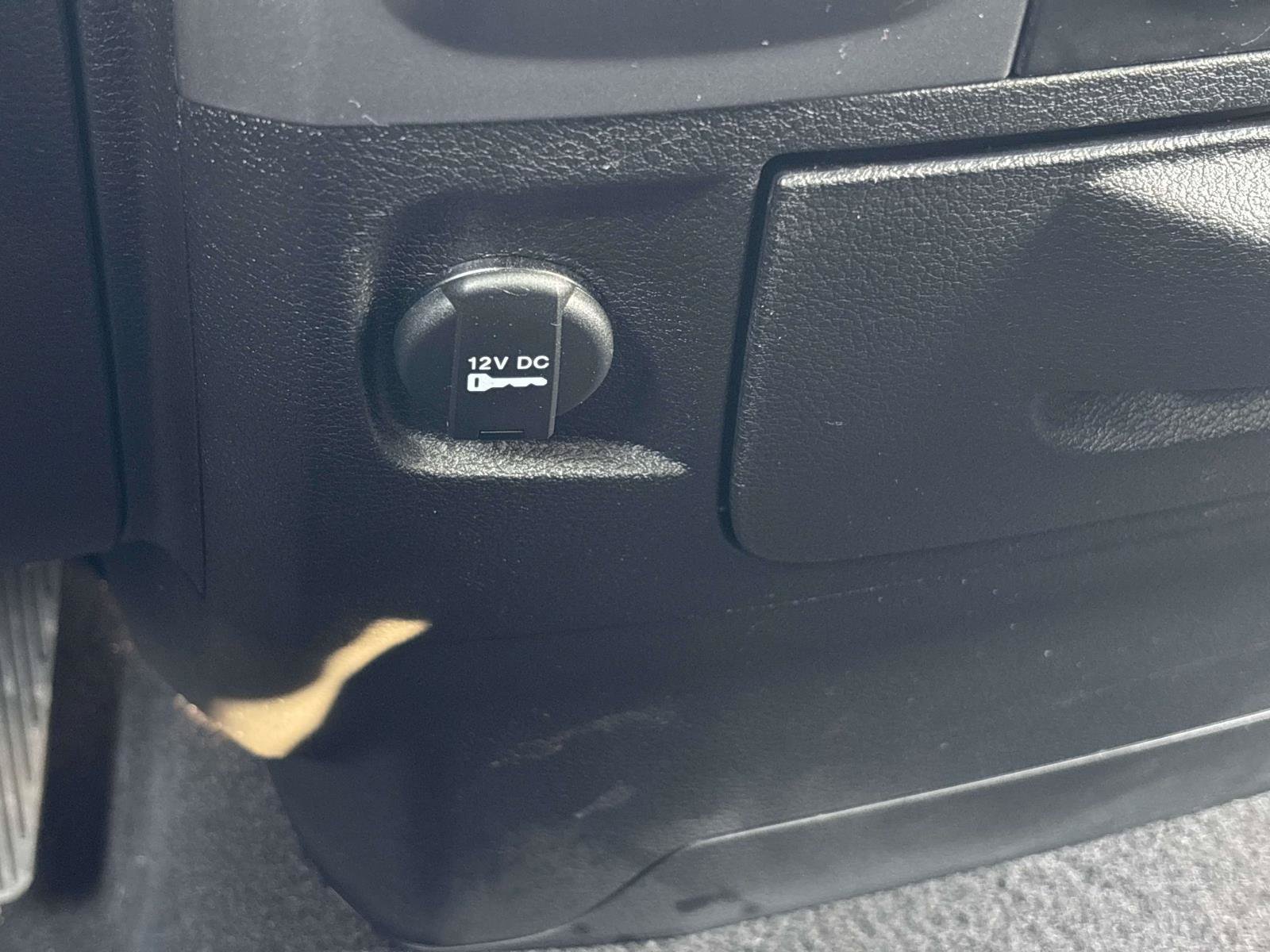 Used 2022 RAM 1500 Warlock AWD/4WD image 28