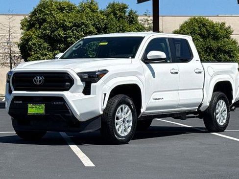 Used 2024 Toyota Tacoma SR5 RWD image 16