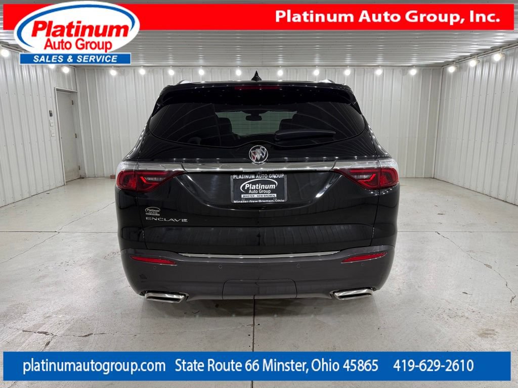 Used 2023 Buick Enclave Essence w/ Experience Buick Package FWD image 4