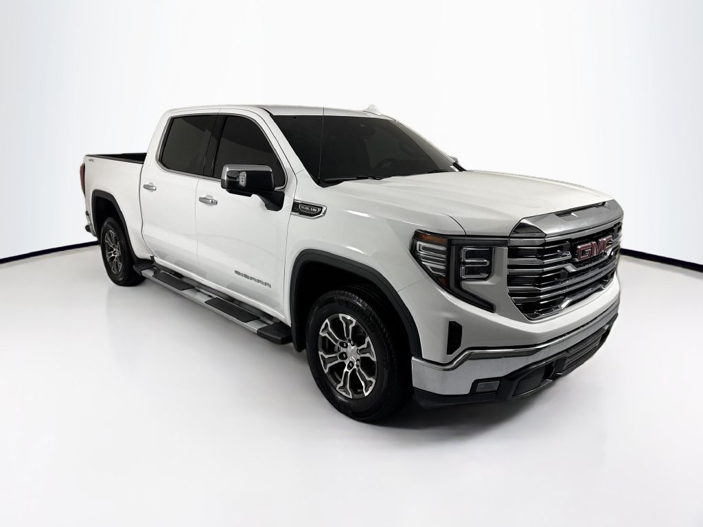 Used 2026 GMC Sierra 1500 SLT AWD/4WD image 3
