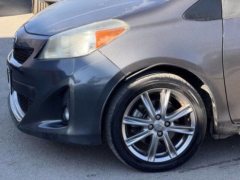 Used 2012 Toyota Yaris LE image 11