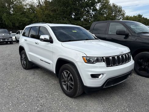 Used 2021 Jeep Grand Cherokee Limited AWD/4WD image 2