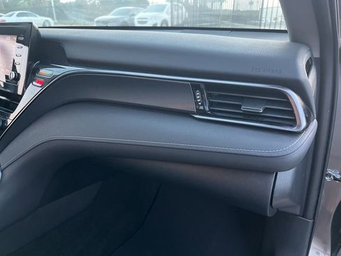 Used 2023 Toyota Camry SE image 29