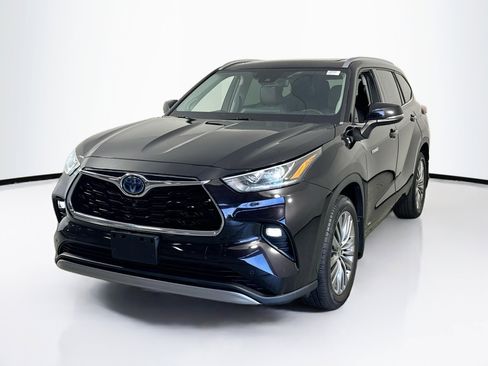 Used 2020 Toyota Highlander Platinum image 1