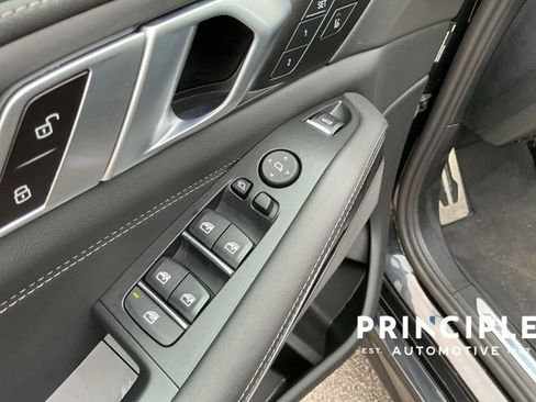 Used 2024 BMW X5 xDrive40i w/ Executive Package AWD/4WD image 24