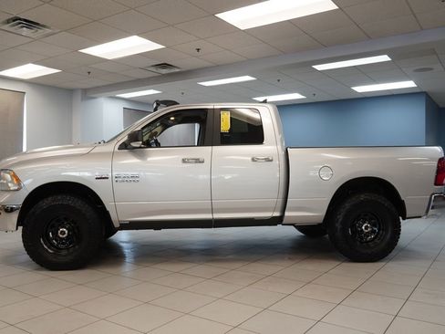 Used 2018 RAM 1500 Big Horn AWD/4WD image 2