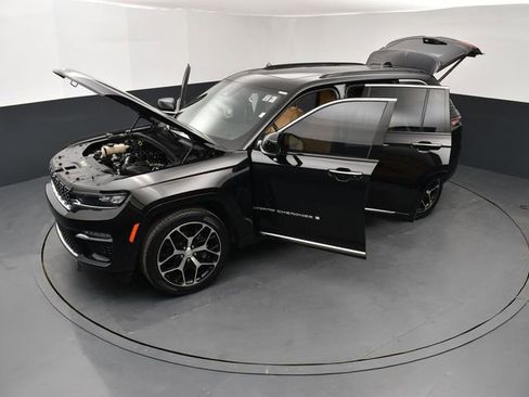 Used 2024 Jeep Grand Cherokee Summit image 27