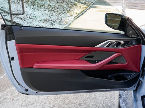 Used 2023 BMW 430i xDrive Coupe w/ M Sport Package image 9