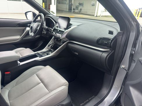 Used 2024 Mitsubishi Eclipse Cross SEL AWD/4WD image 19