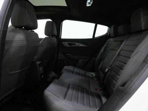 Used 2024 Alfa Romeo Tonale Ti image 24