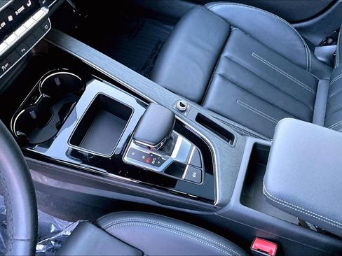 Used 2023 Audi A4 2.0T Premium image 18