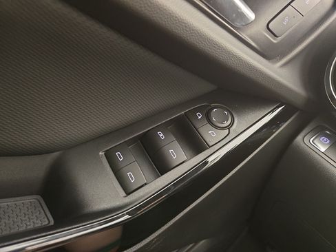 Certified 2026 Chevrolet Equinox LT w/ Convenience Package II FWD image 29