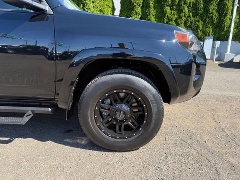 Used 2024 Toyota 4Runner SR5 Premium AWD/4WD image 10
