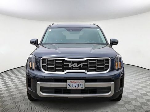 Used 2024 Kia Telluride S w/ S Sunroof Package FWD image 3
