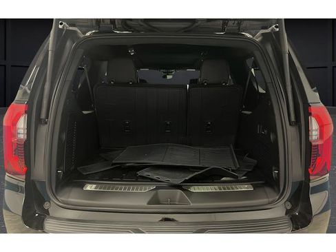 Used 2025 GMC Yukon XL AT4 Ultimate w/ LPO, Floor Liner Package AWD/4WD image 28