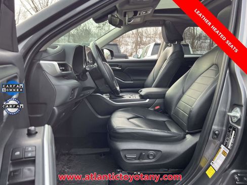 Used 2023 Toyota Highlander XLE image 15