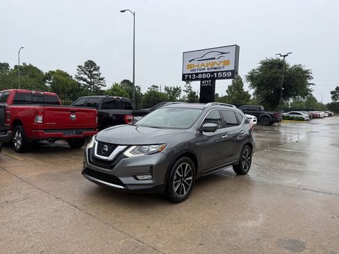 Used 2019 Nissan Rogue SL FWD image 3