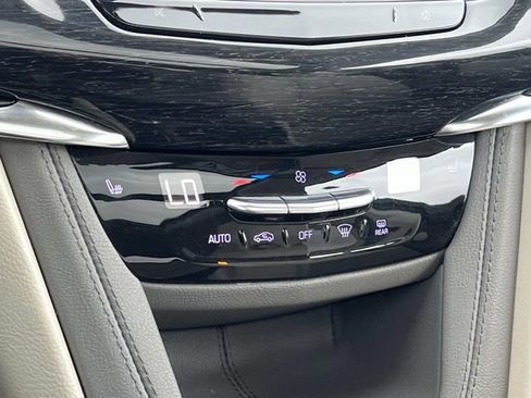 Used 2022 Cadillac XT6 Premium Luxury w/ LPO, Floor Liner Package image 77