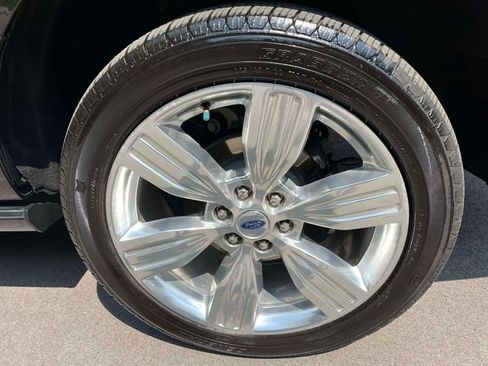 Used 2024 Ford Expedition Max Platinum AWD/4WD image 11