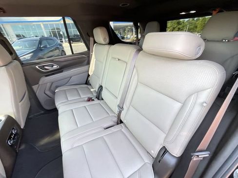 Used 2021 Chevrolet Tahoe LS w/ Driver Alert Package RWD image 15