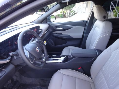 New 2026 Buick Envista Preferred FWD image 12