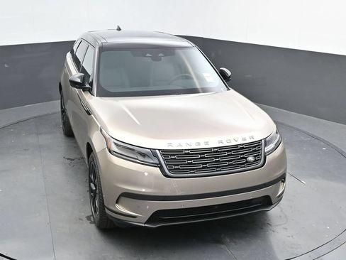 Used 2026 Land Rover Range Rover Velar S AWD/4WD image 33