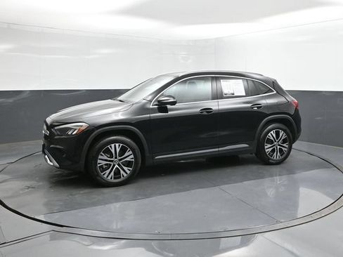 Certified 2025 Mercedes-Benz GLA 250 image 30