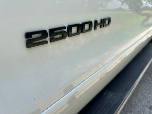 Used 2015 Chevrolet Silverado 2500 LT AWD/4WD image 30