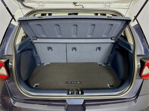 Certified 2024 Hyundai Venue Limited image 39