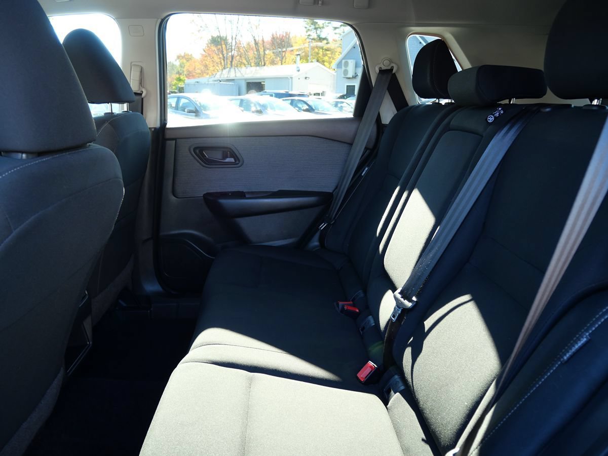 Used 2023 Nissan Rogue S AWD/4WD image 22
