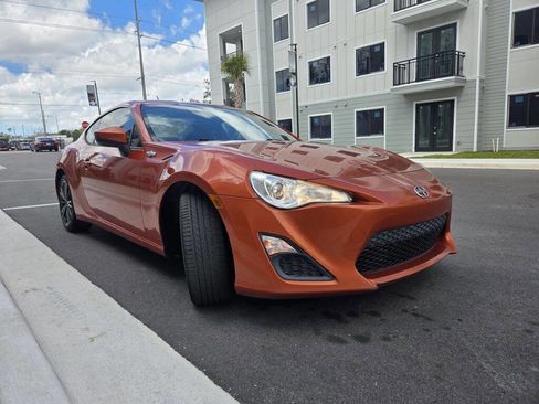 Used 2013 Scion FR-S image 4
