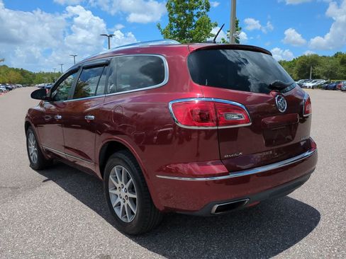 Used 2017 Buick Enclave Leather FWD image 4